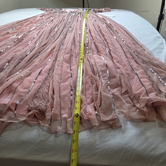 Mac Duggal Blush Pink Sequin V-Neck Gown Size 10 NEW w/ Defect - Picture 12 of 16
